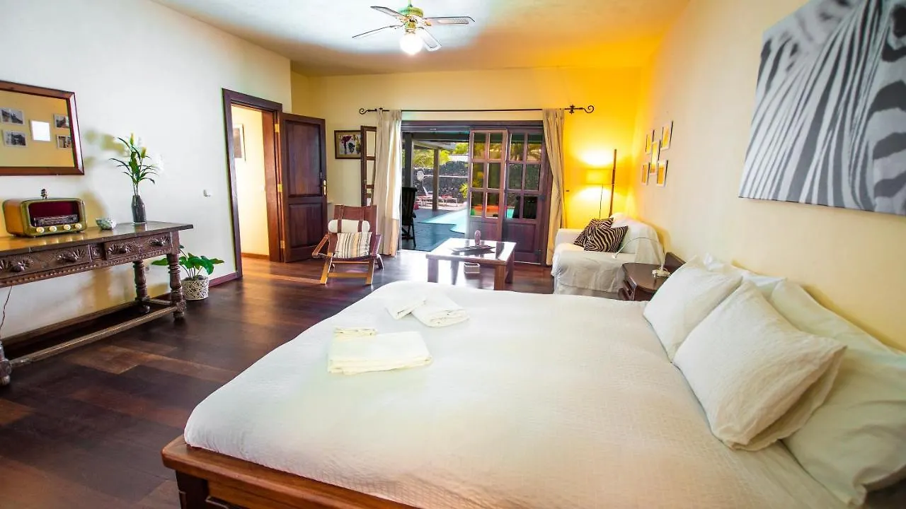 Villa Ana Costa Teguise