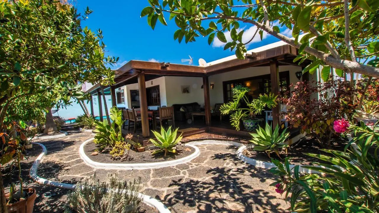 Villa Ana Costa Teguise Spain